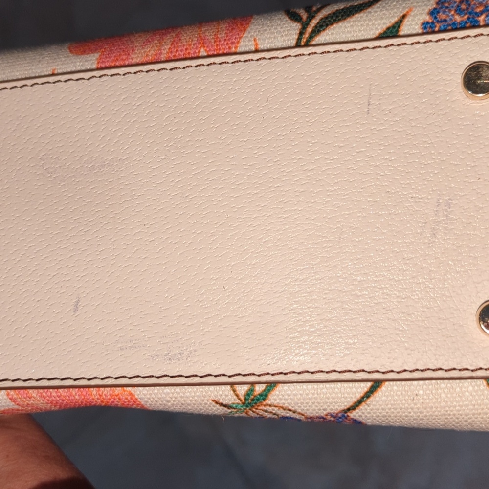 Kate Spade Floral Purse with a removable crossbody strap - Picture 12 of 13